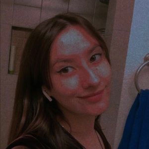 Meet your Posher, Samara